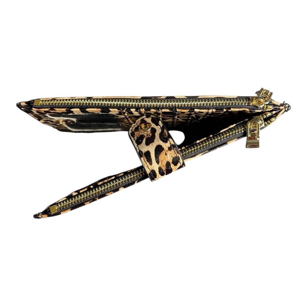 Chic Leopard-Print Wallet With Multiple Compartme… - image 4